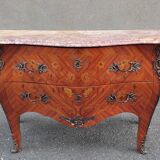 Louis XV chest of drawers in rosewood