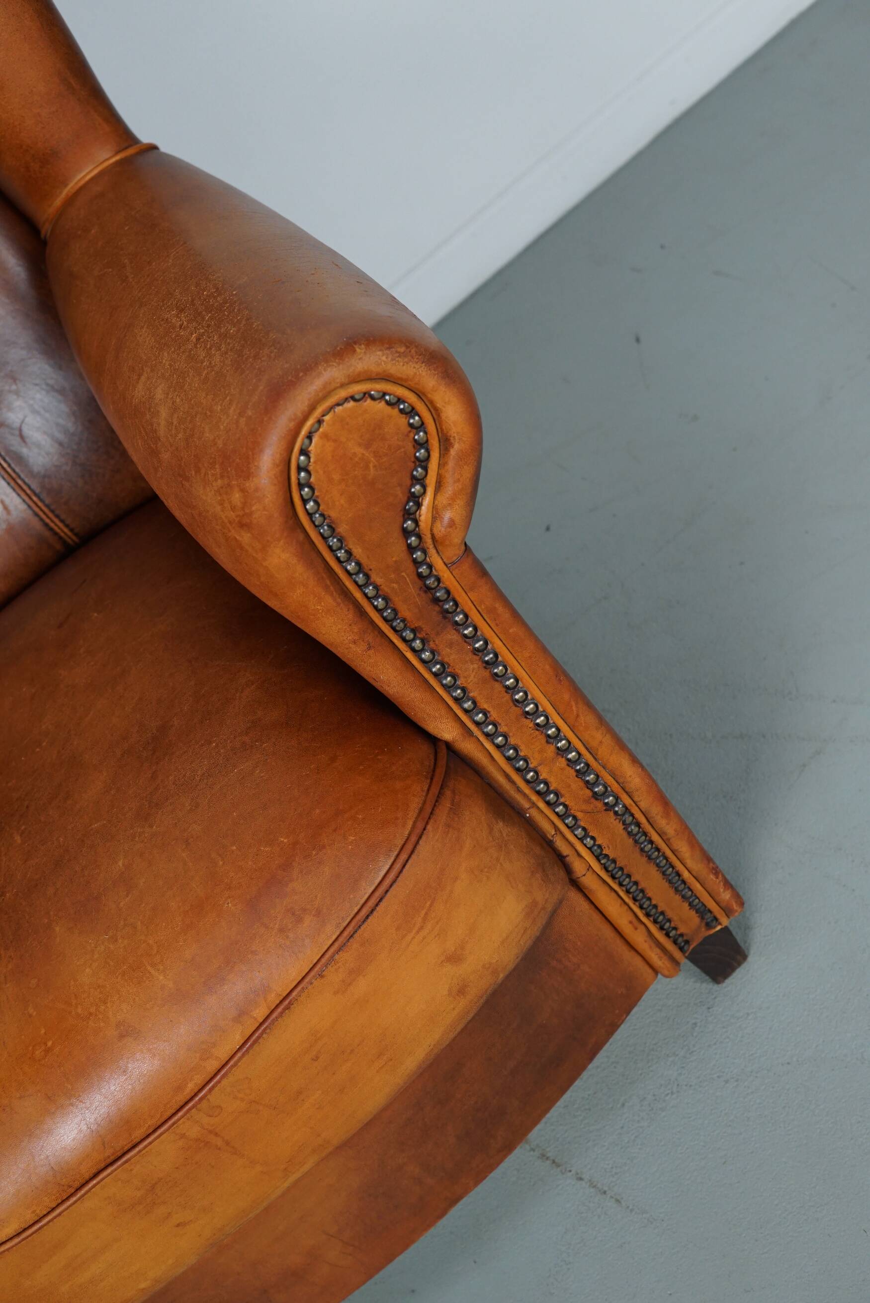 Fauteuil club vintage en cuir couleur cognac hollandais