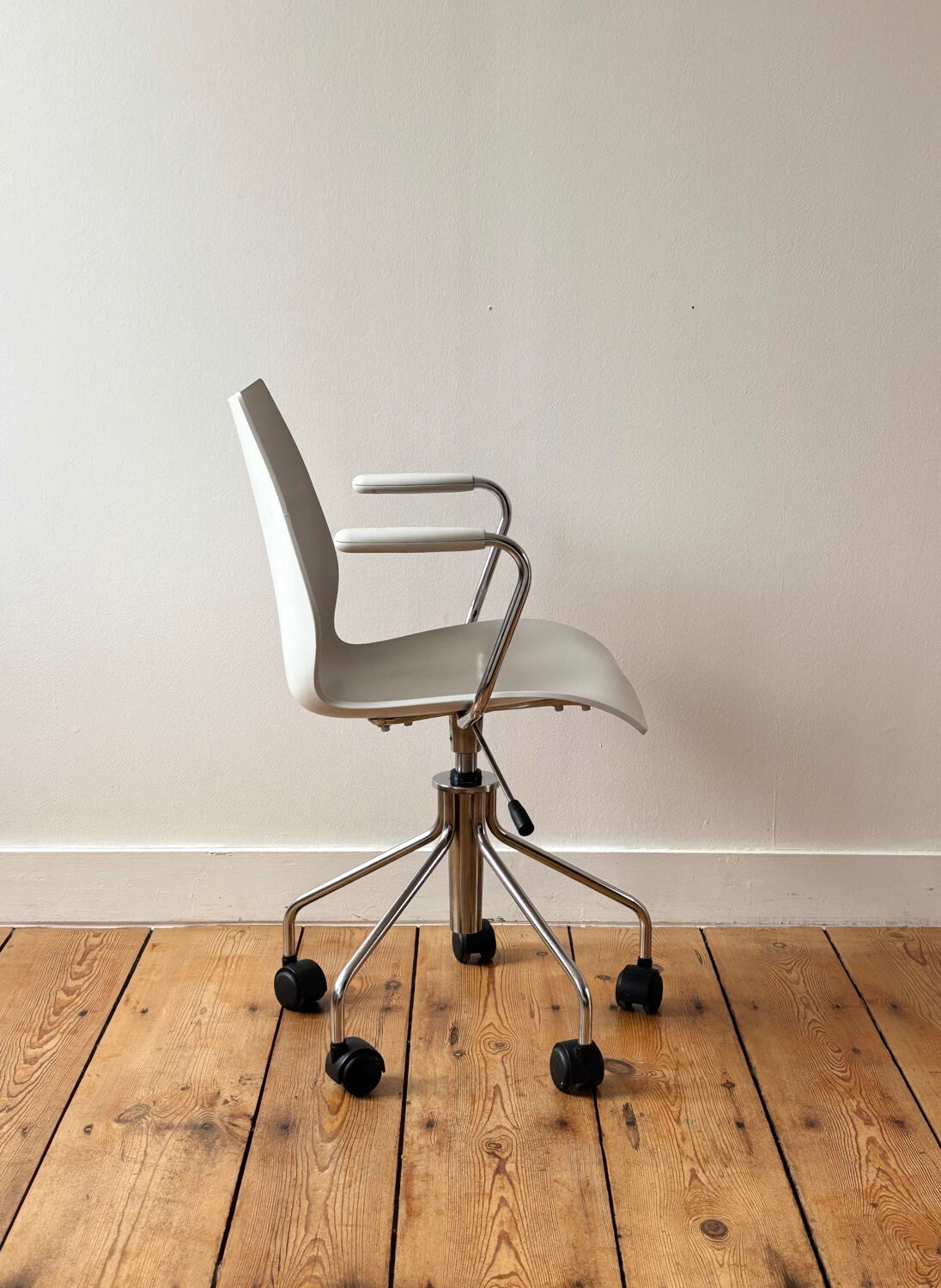 Maui armchair by Kartell