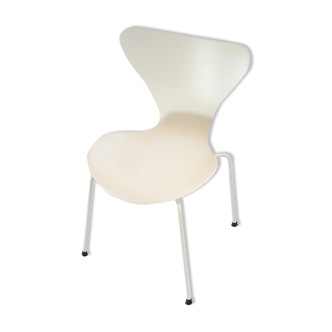 Chaise type 3107 Arne Jacobsen blanc/blanc