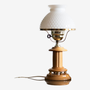 Lamp in wood and opaline