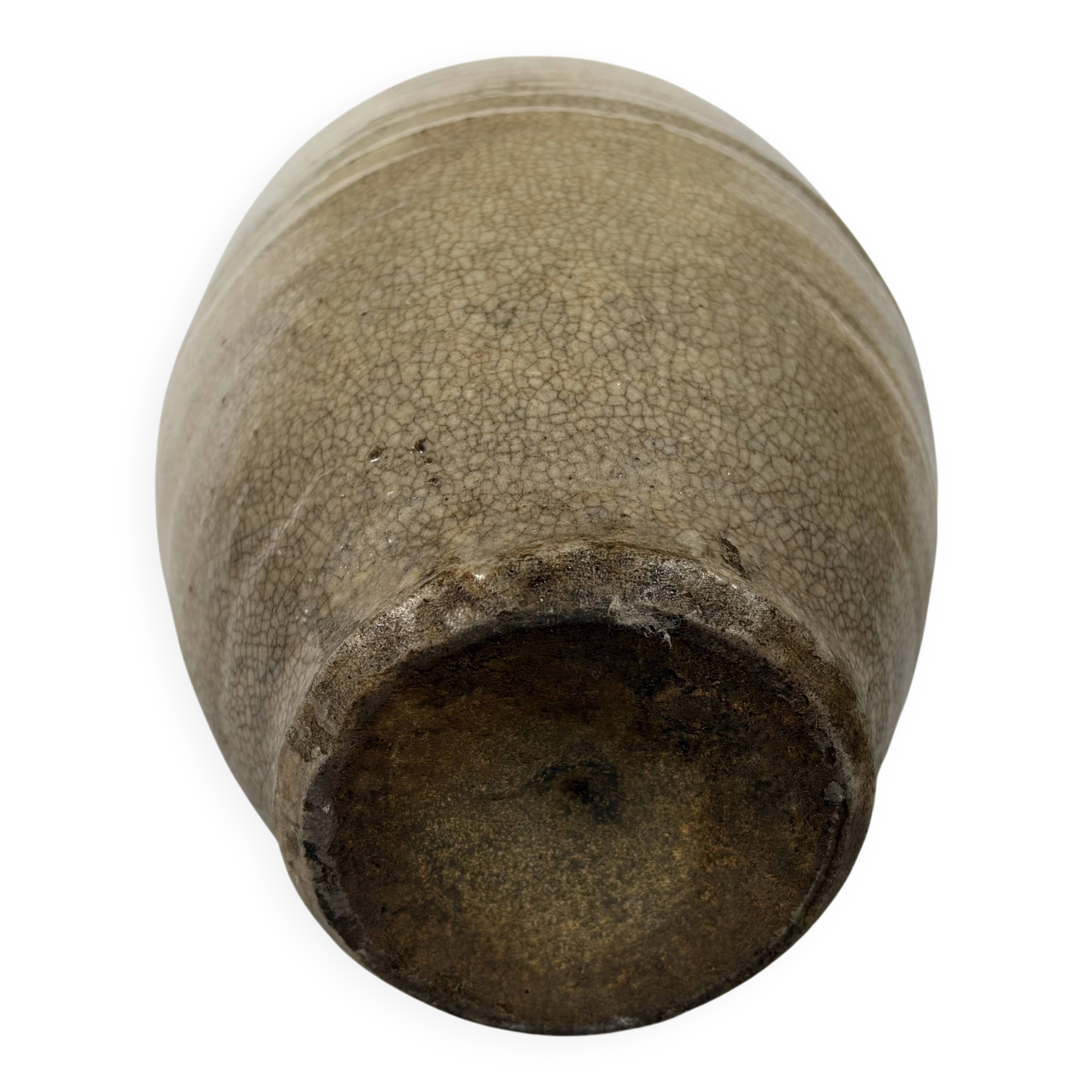 Cracked cream stoneware vase, Ming Dynasty (1368-1644), China