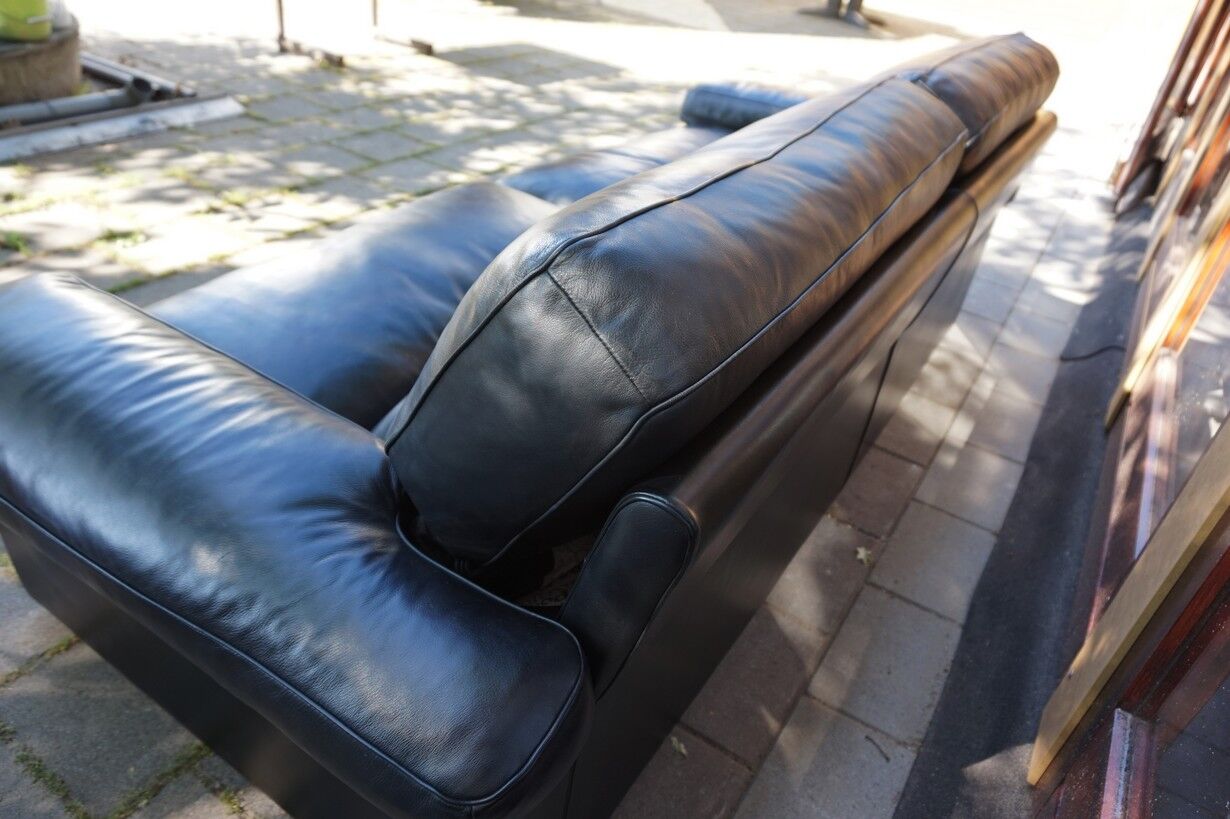 Black Leather Sofa by Tito Agnoli for Poltrona Frau, Italy, 1980s