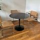 Table noire Tulipe Saarinen Knoll 90cm en marbre