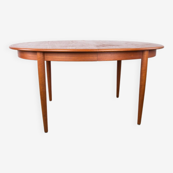 Danish oval teak dining table by Gudme Mobelfabrik 1960.