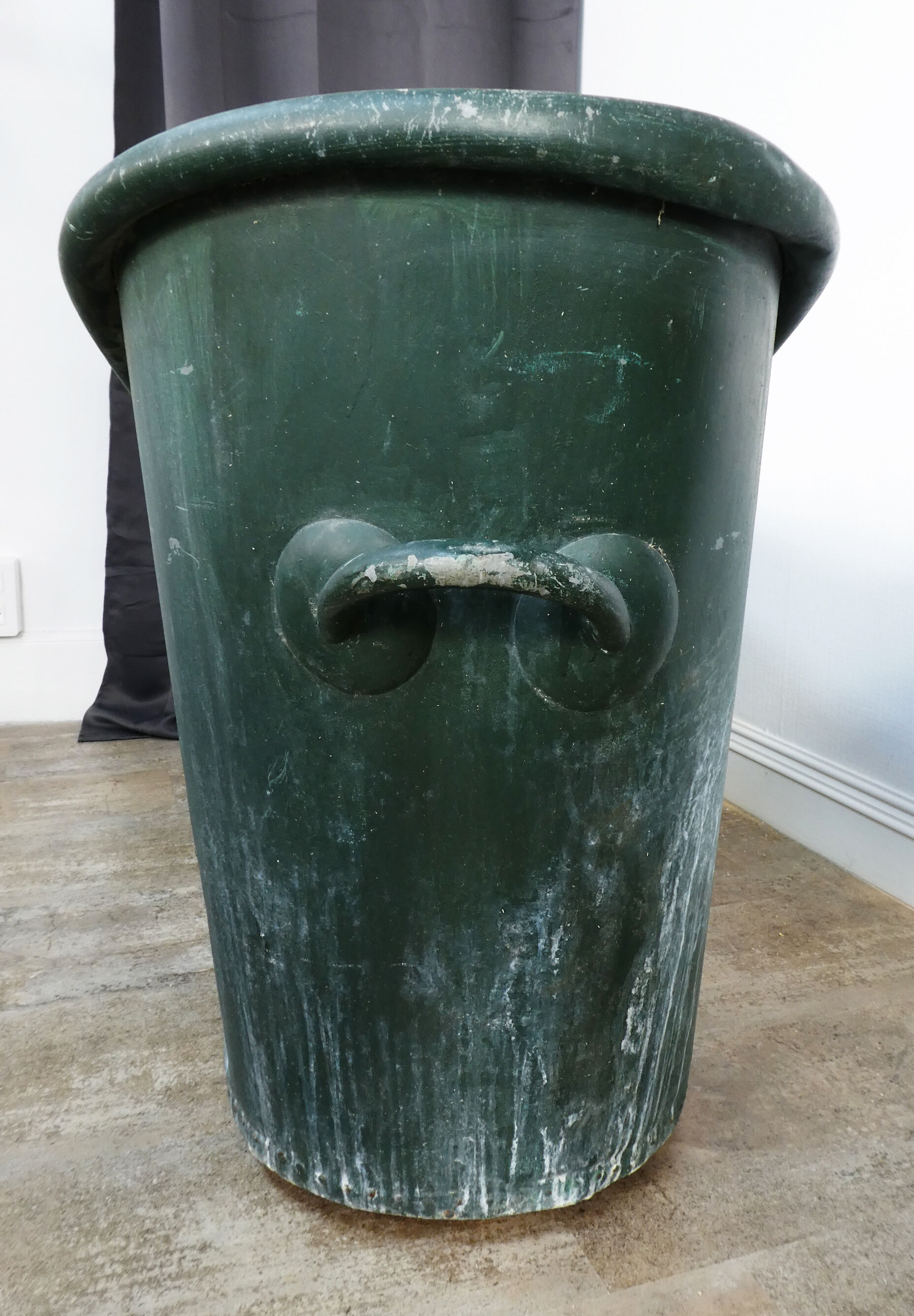 Bathtub in zinc wooden base period 19th