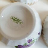 Set of 4 porcelain bowls