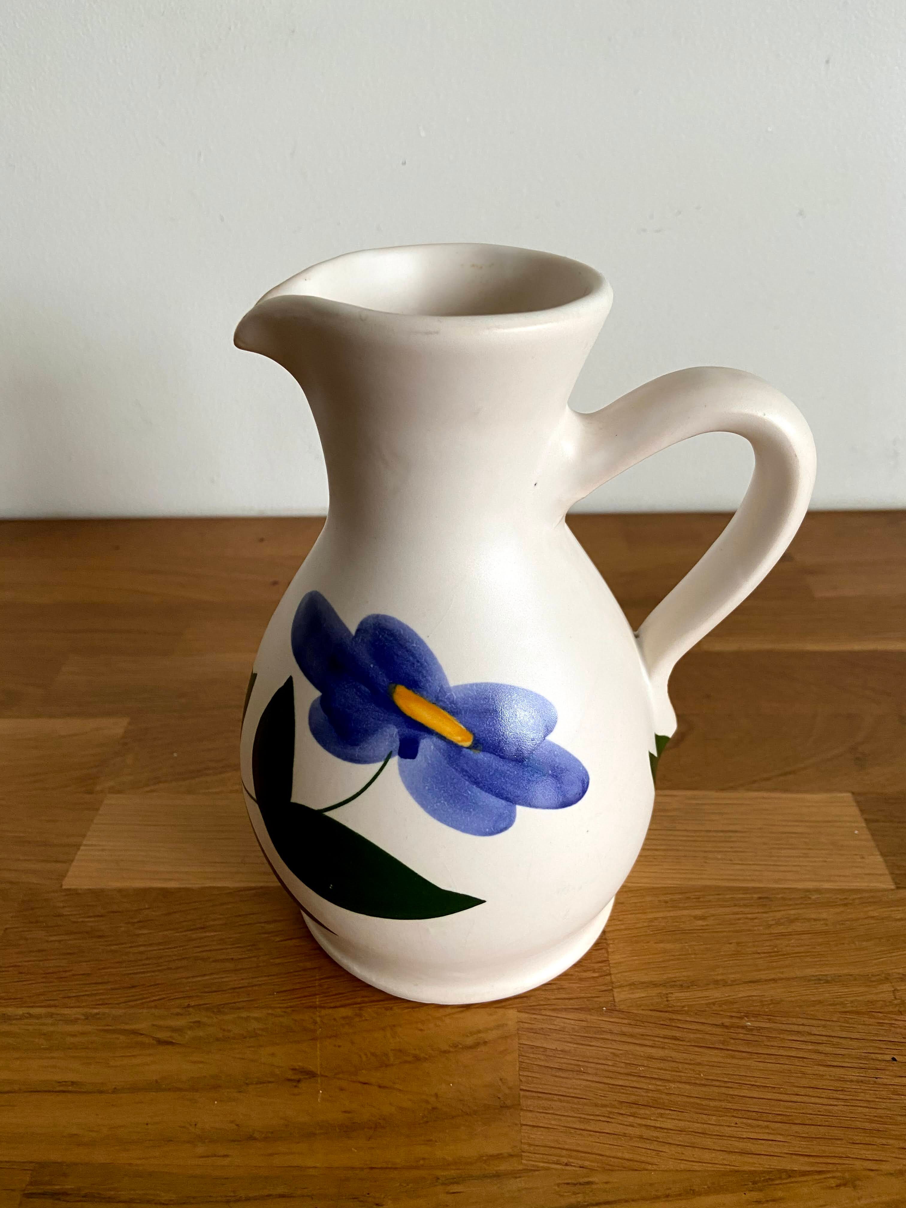 Satin sandstone pitcher