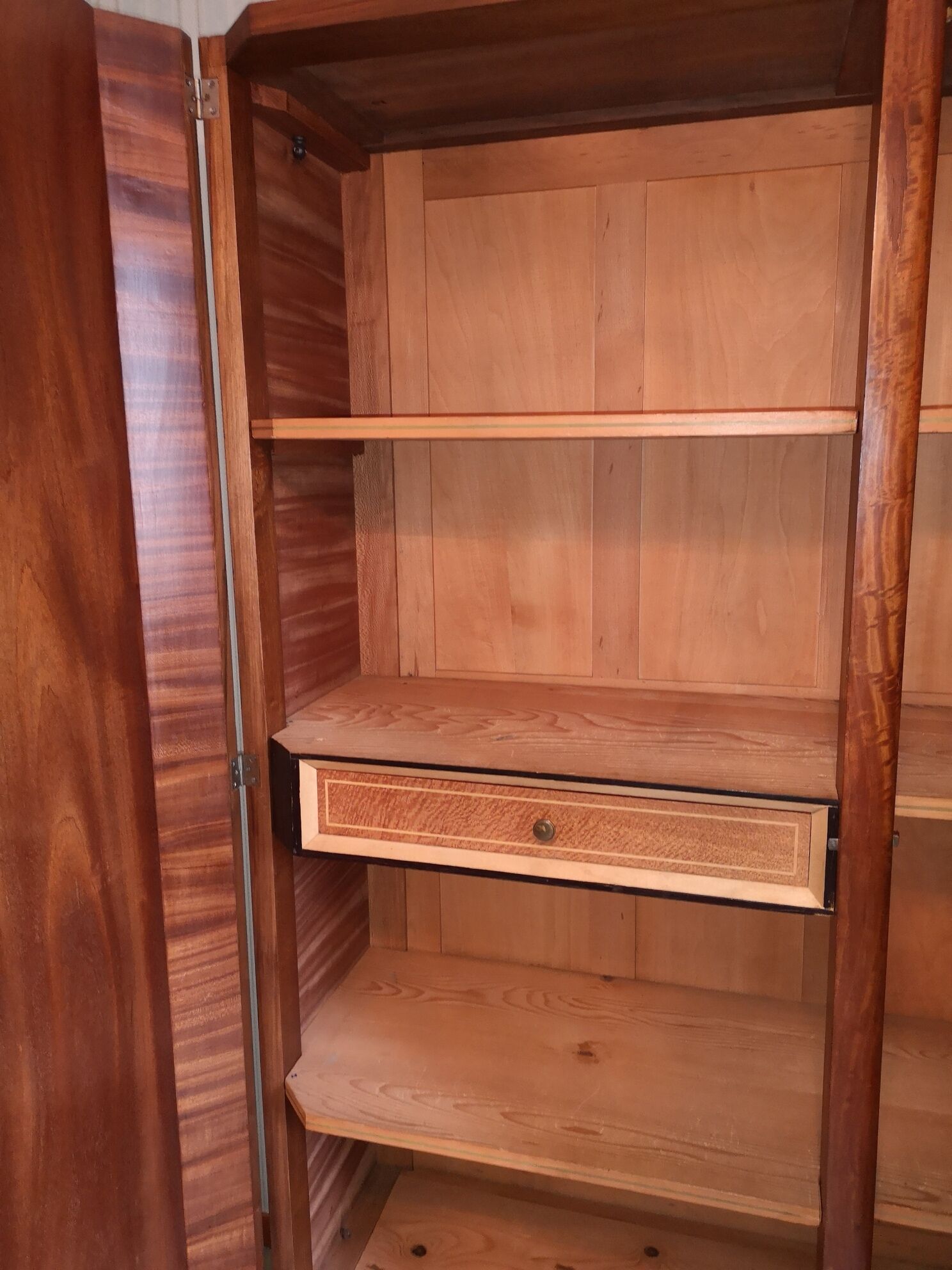 Armoire Art Déco