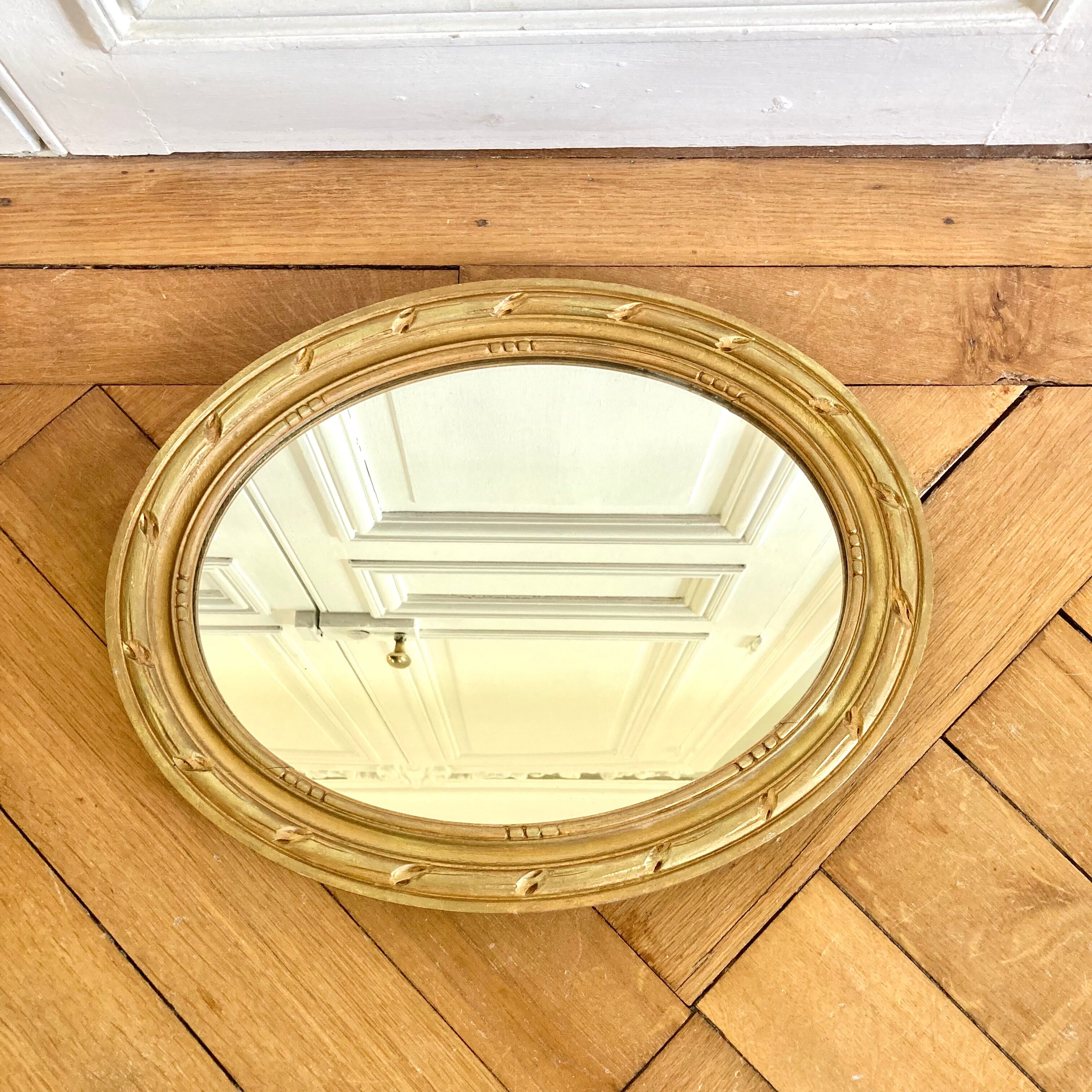 Golden wooden mirror 48x38 cm