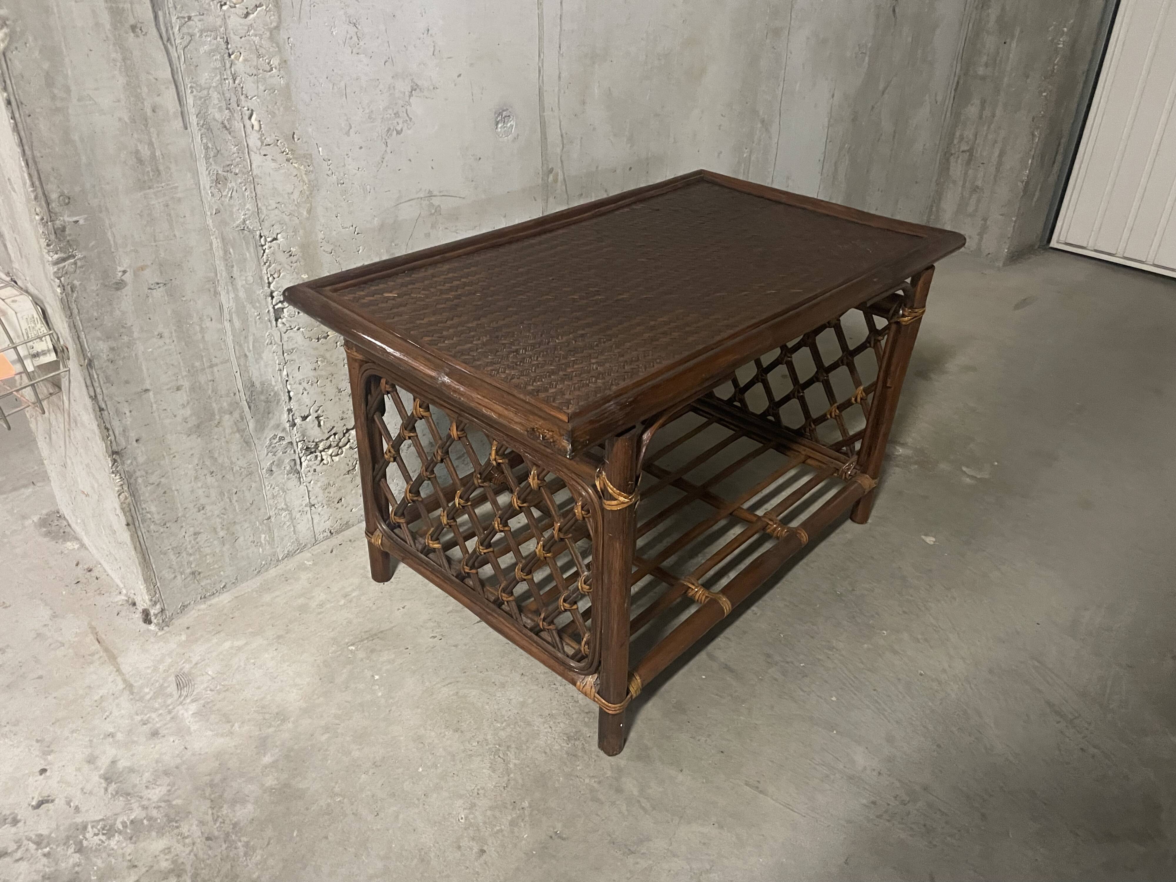 Table basse en rotin, années 70