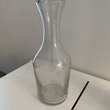 Carafe en verre blanc épais