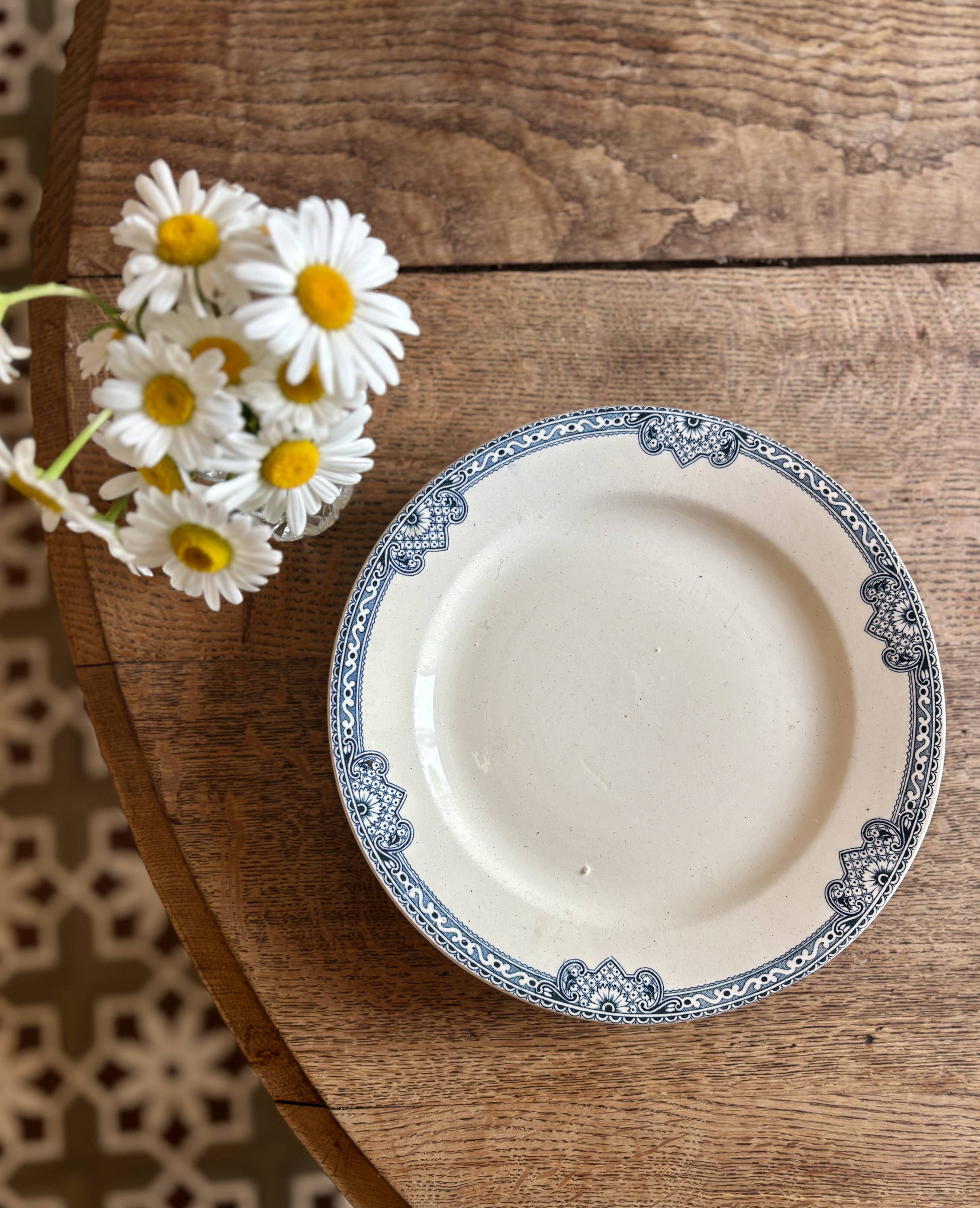 Compote dish - footed plate in ironstone model Jumièges from Salins