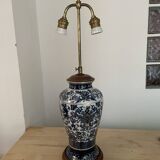 Chinese porcelain table lamp
