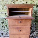 Chest of drawers with 5 flaps