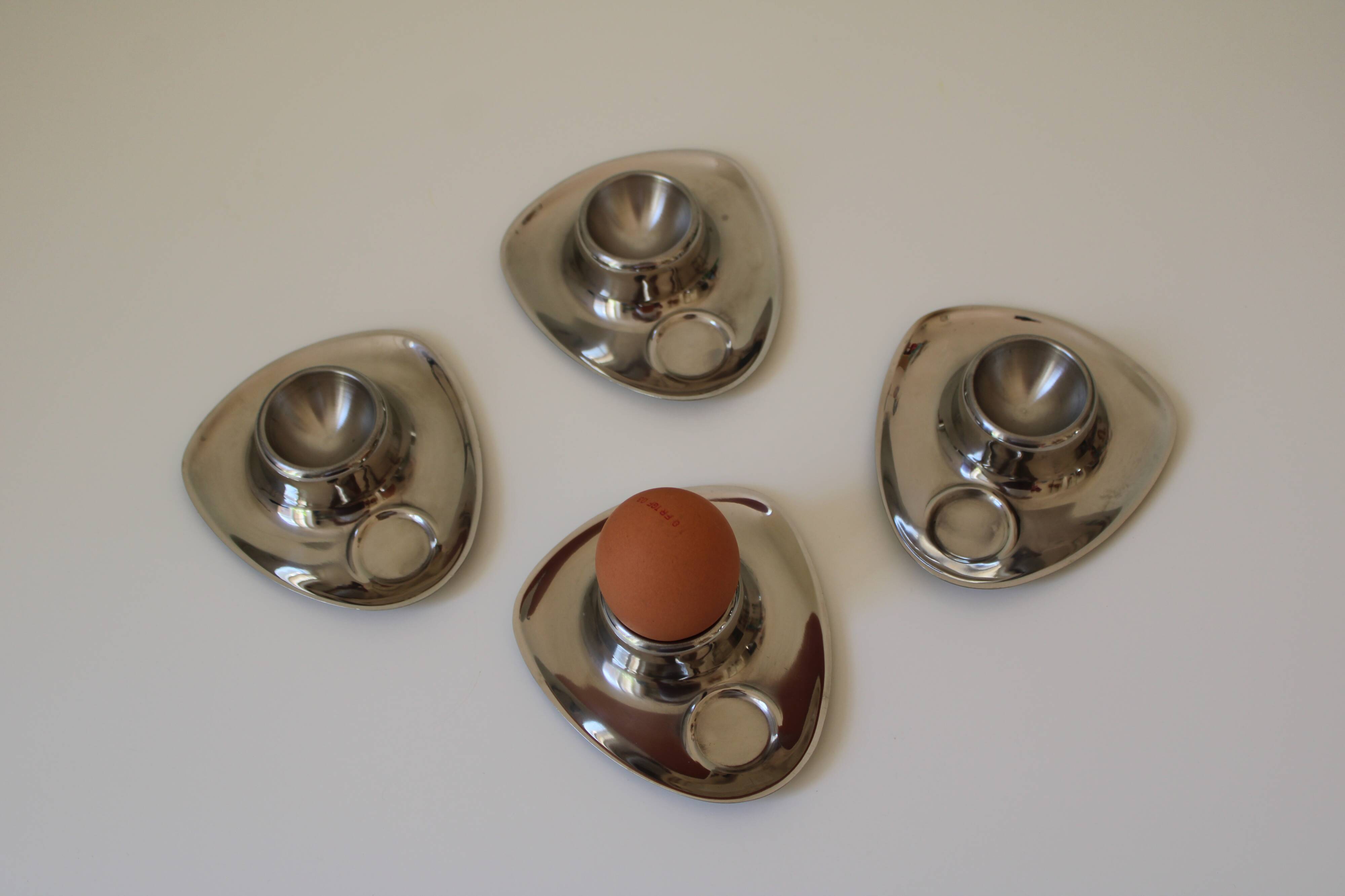 4 stainless steel space age vintage egg cups
