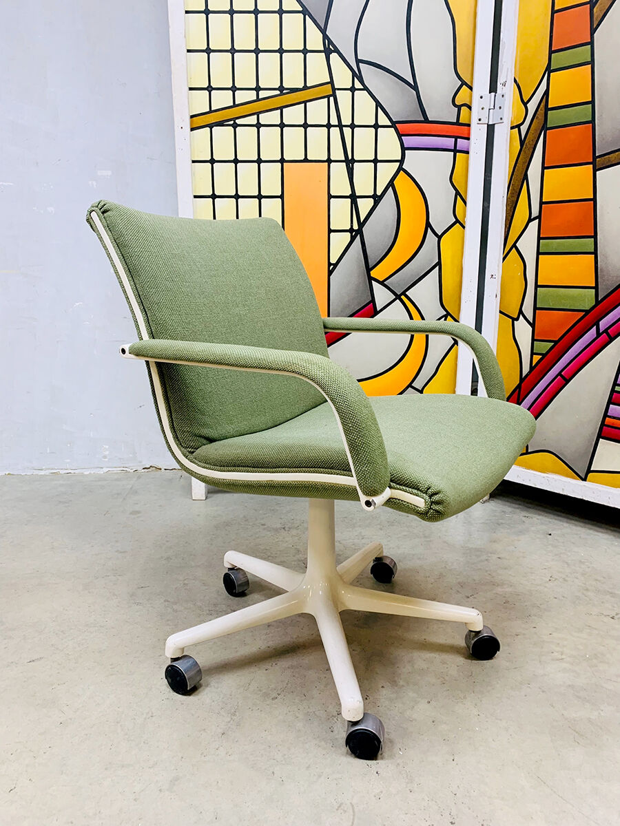 'Channel' desk chair Geoffrey Harcourt for Artifort