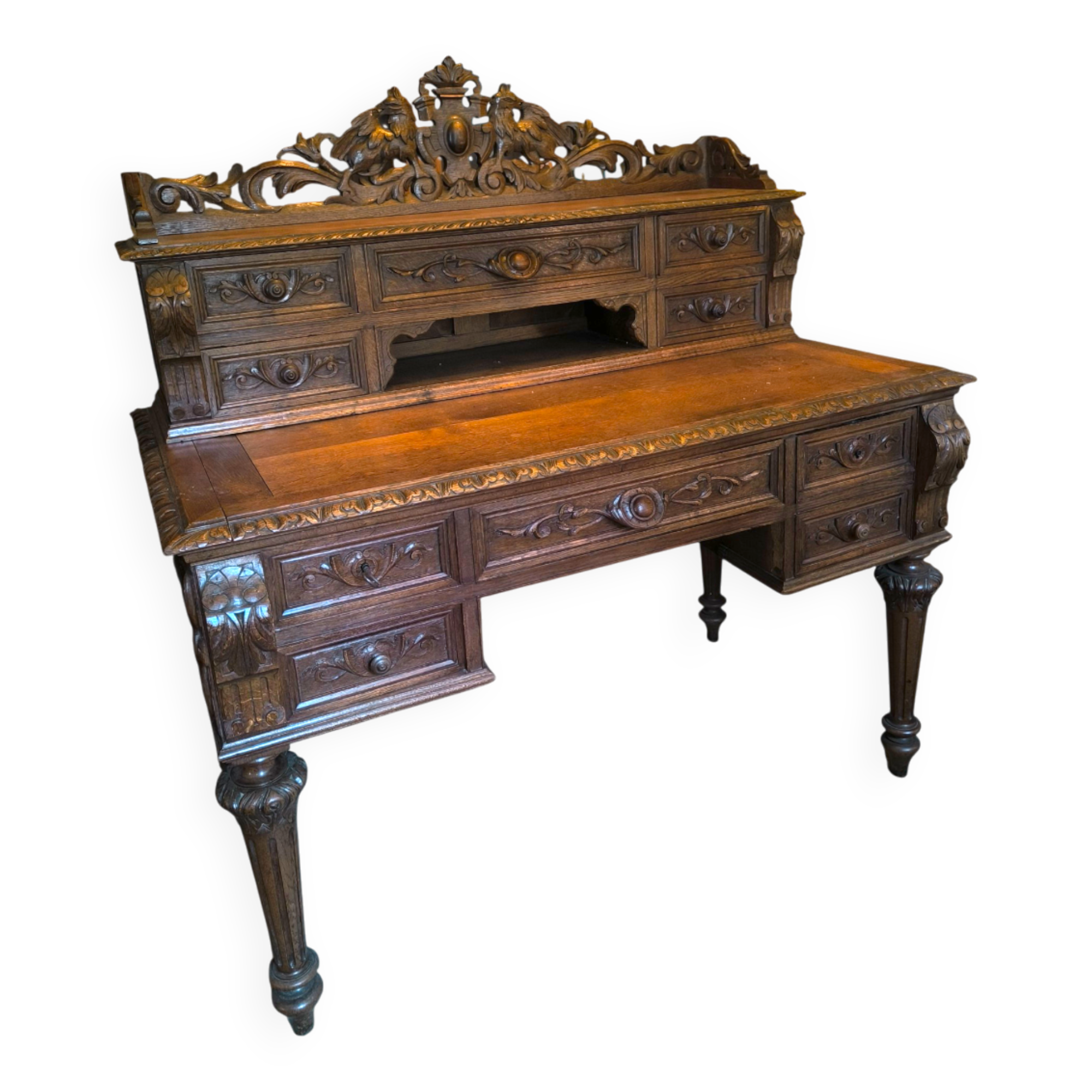 Neo-Renaissance style graduated desk