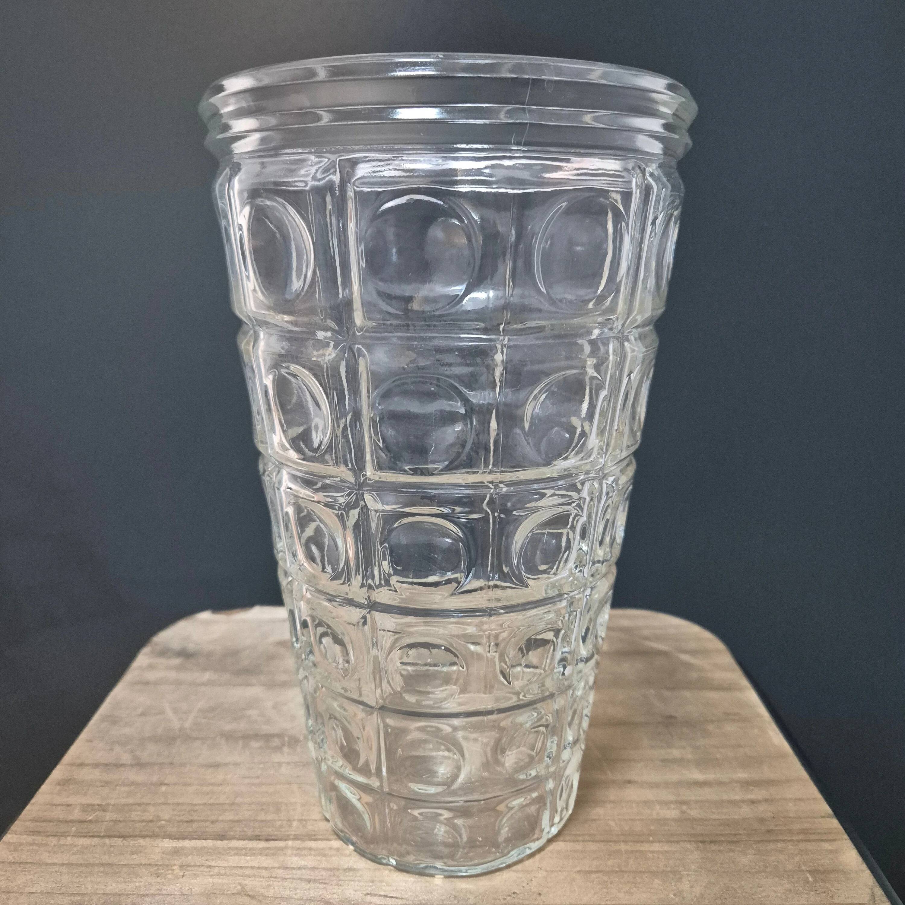 Glass vase