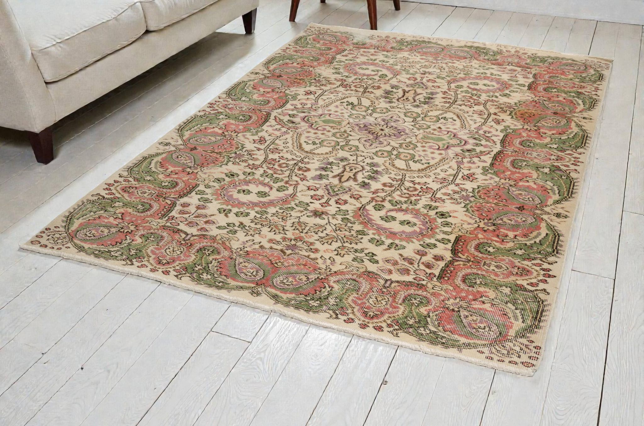 Tapis floral anatolien fait main