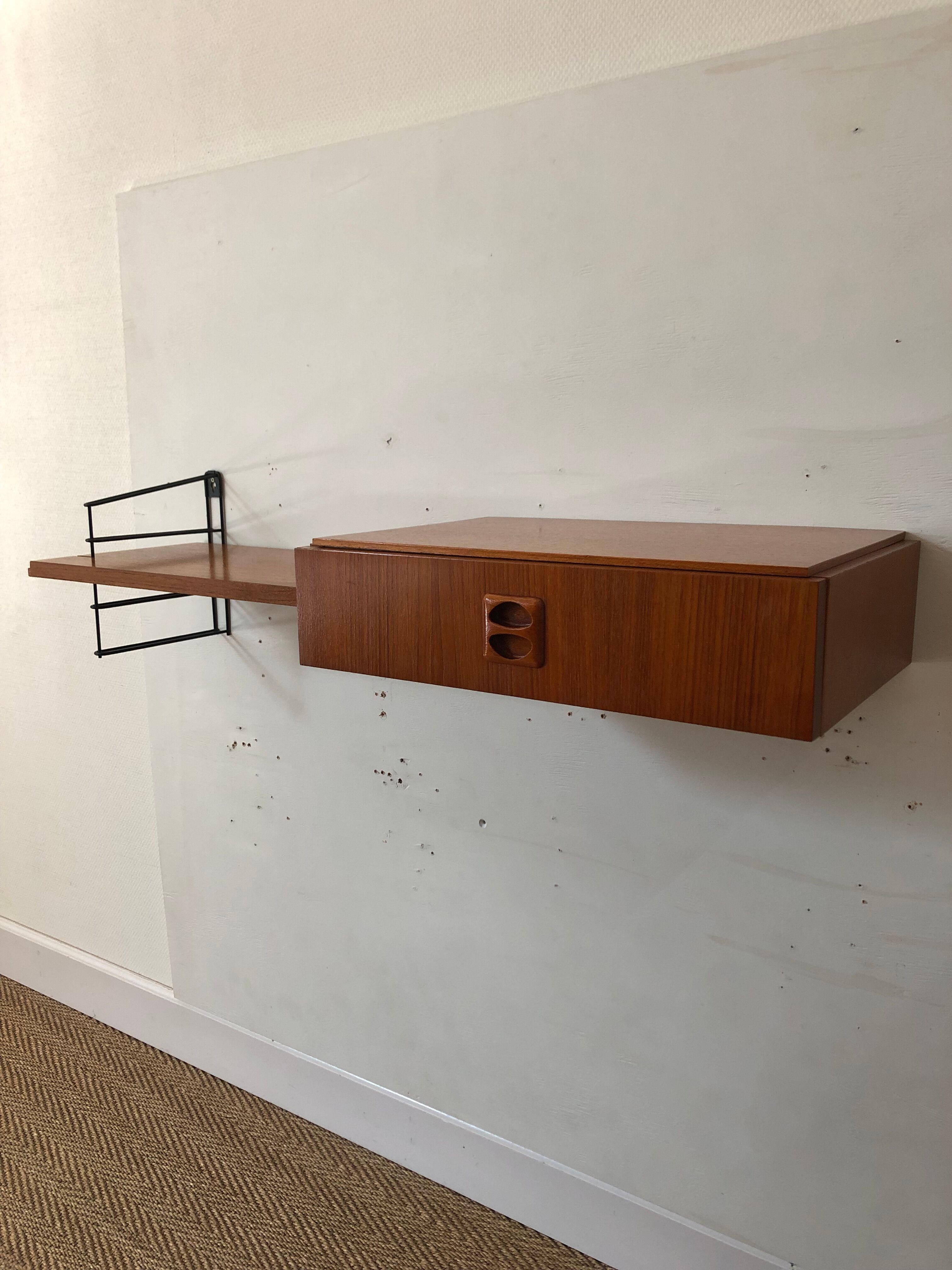 Wall console