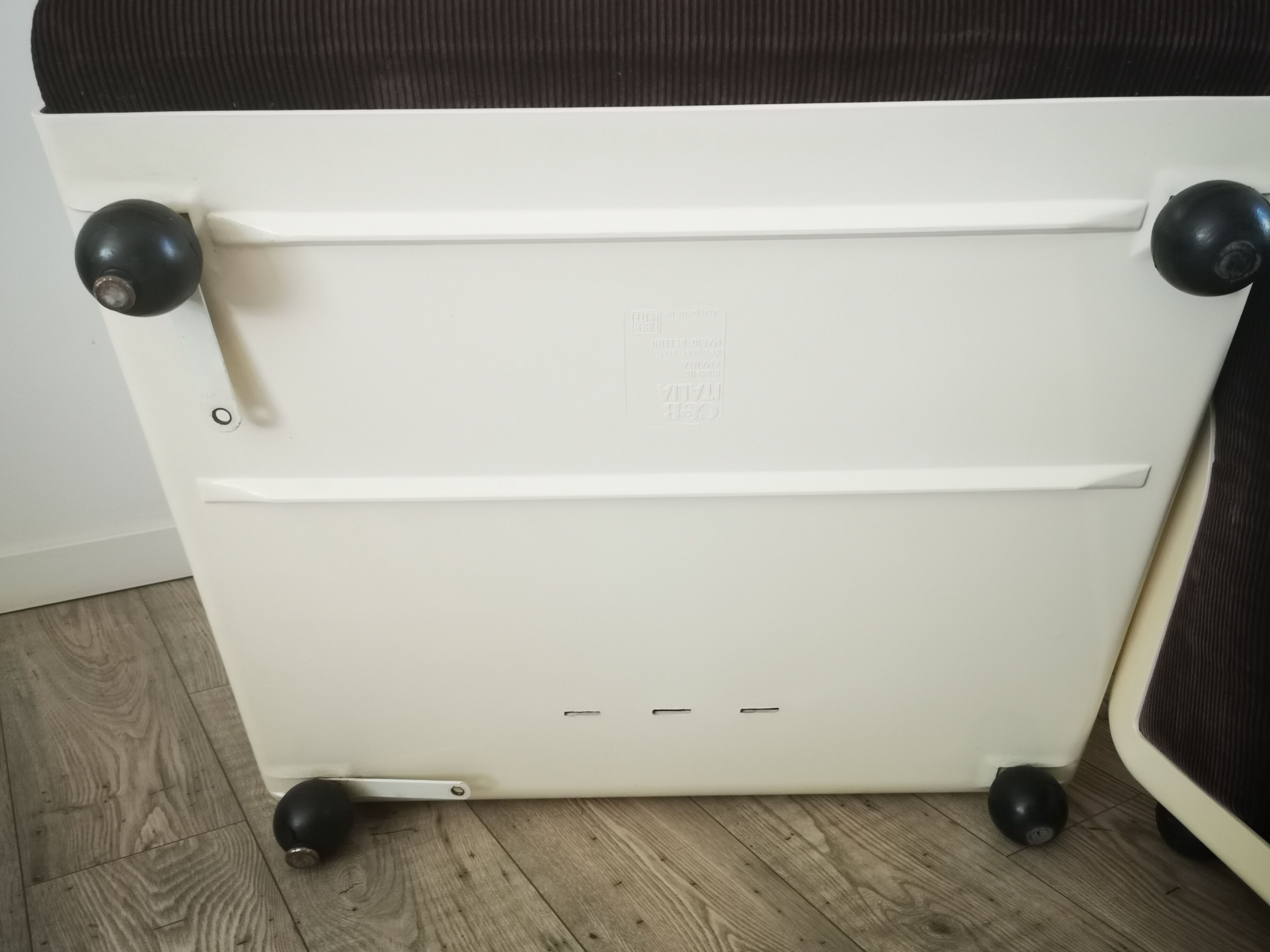Pair of Amanta heaters by Mario Bellini