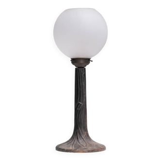 Lampes de table milieu de siècle en métal et verre opaque (15 disponibles)