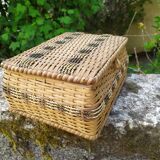Wicker basket