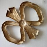 Flat silver knot utable mat