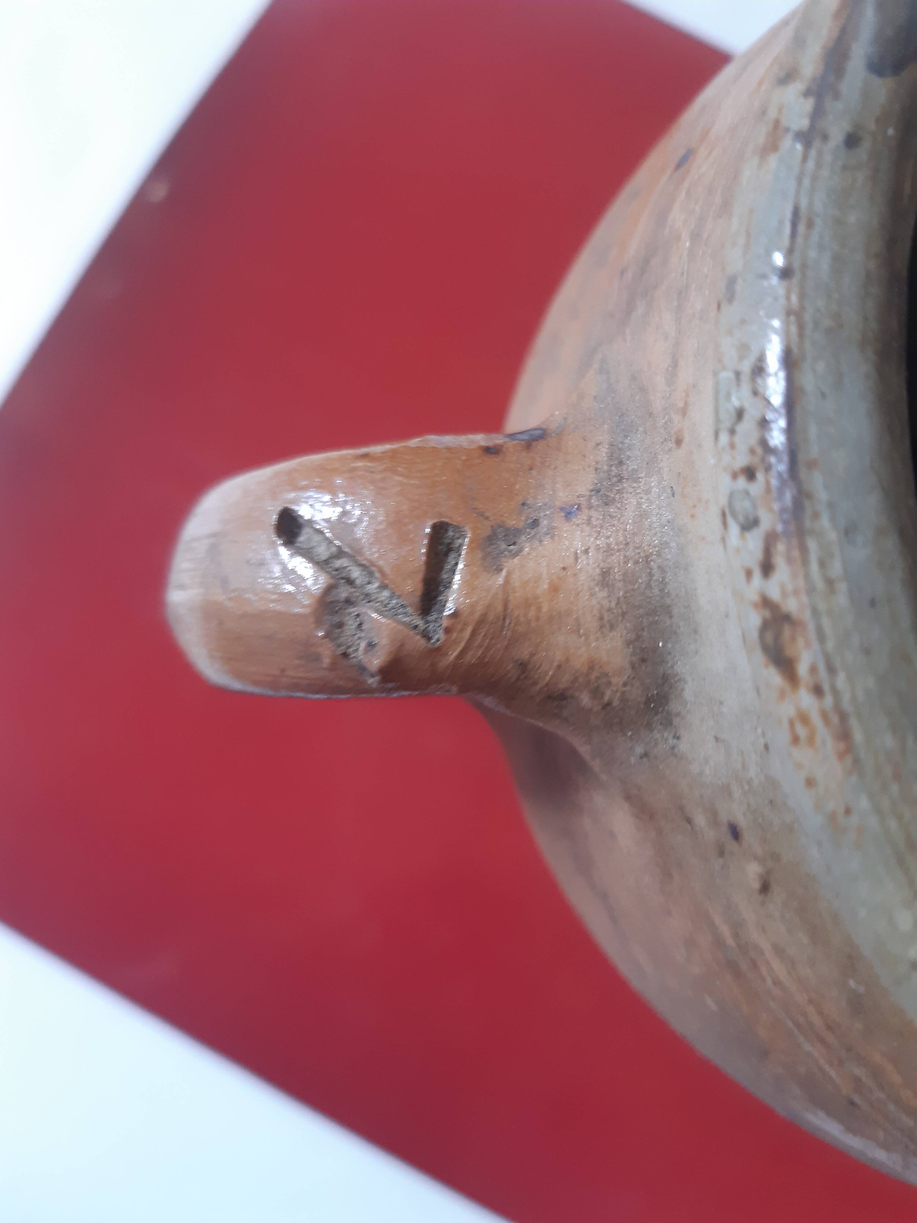 Vase with two handles in terracotta numbered "7"