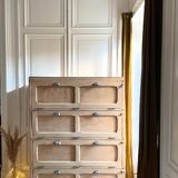 Ancien meuble de boulanger