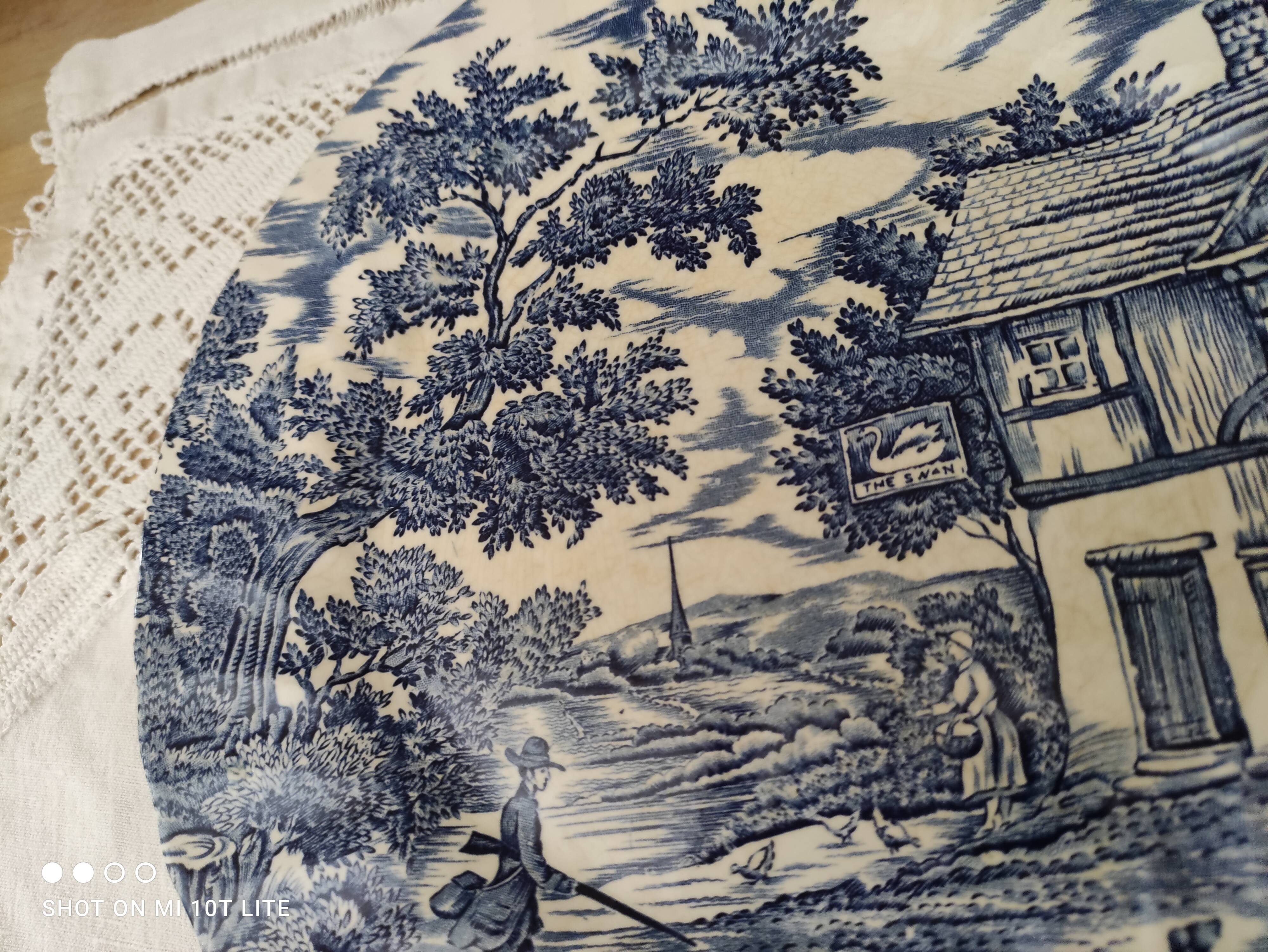Set of 4 dinner plates and 4 dessert plates in blue English earthenware