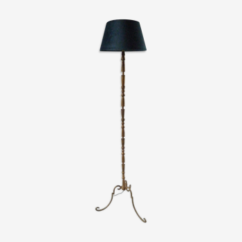 Lampadaire tripode