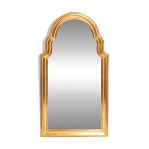Miroir doré milieu du