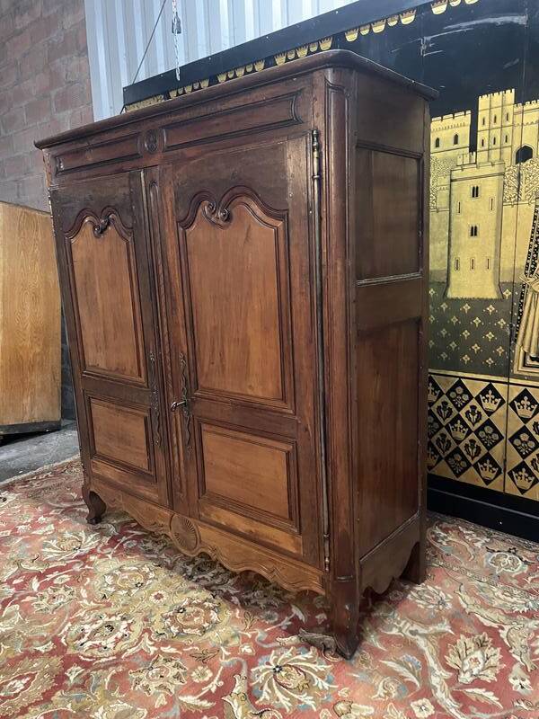 Louis XV period Bassette wardrobe