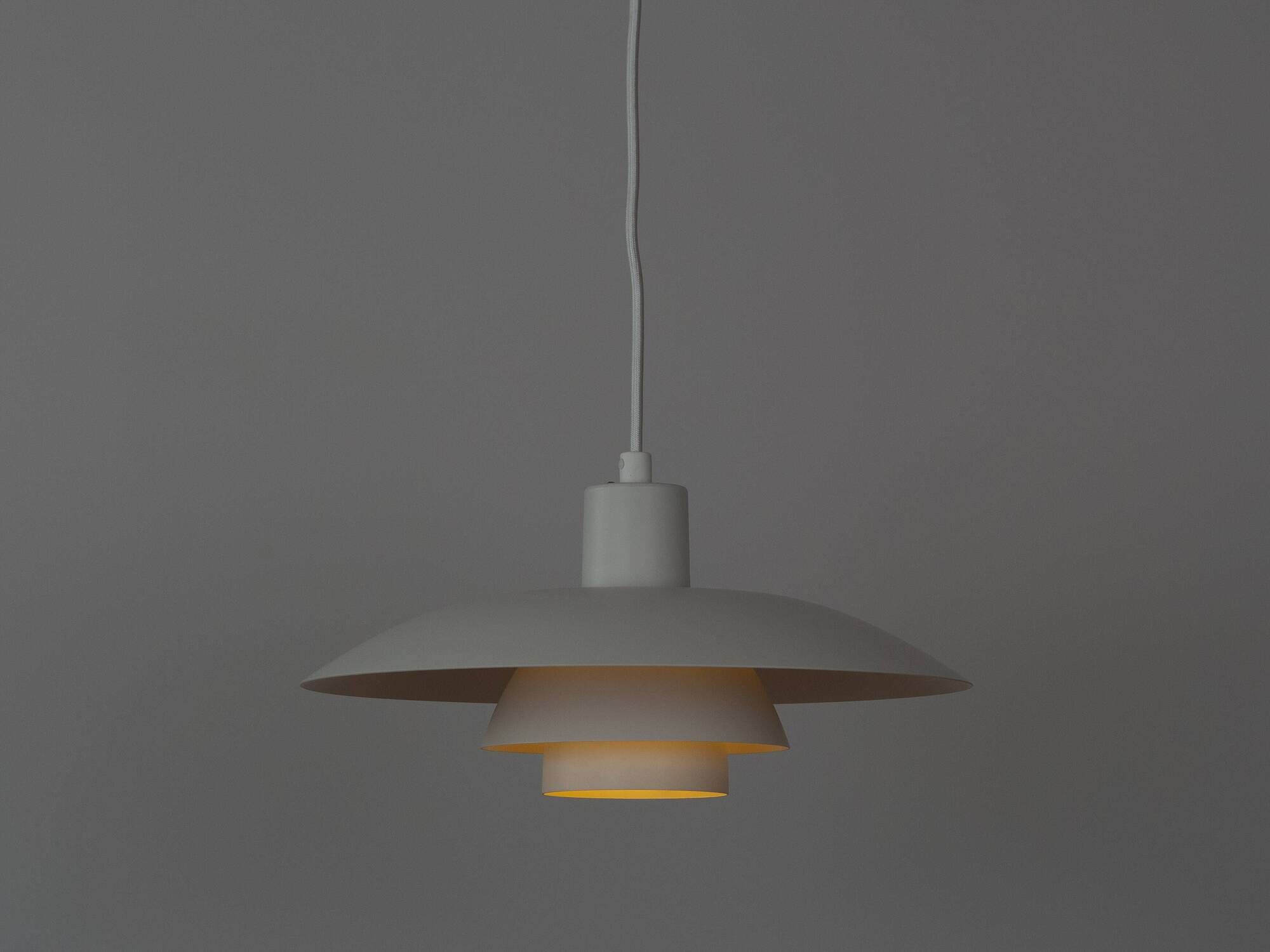 Suspension danoise PH 4/3 par Poul Henningsen, Louis Poulsen, 1966