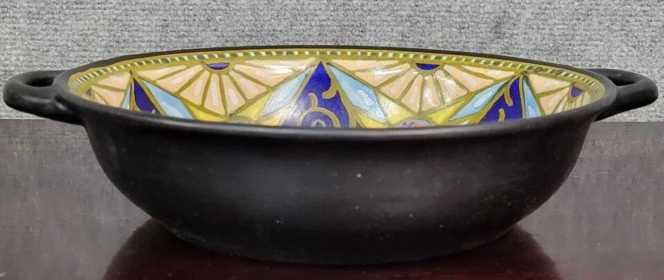Gouda Holland: large Art Nouveau bowl in painted ceramic
