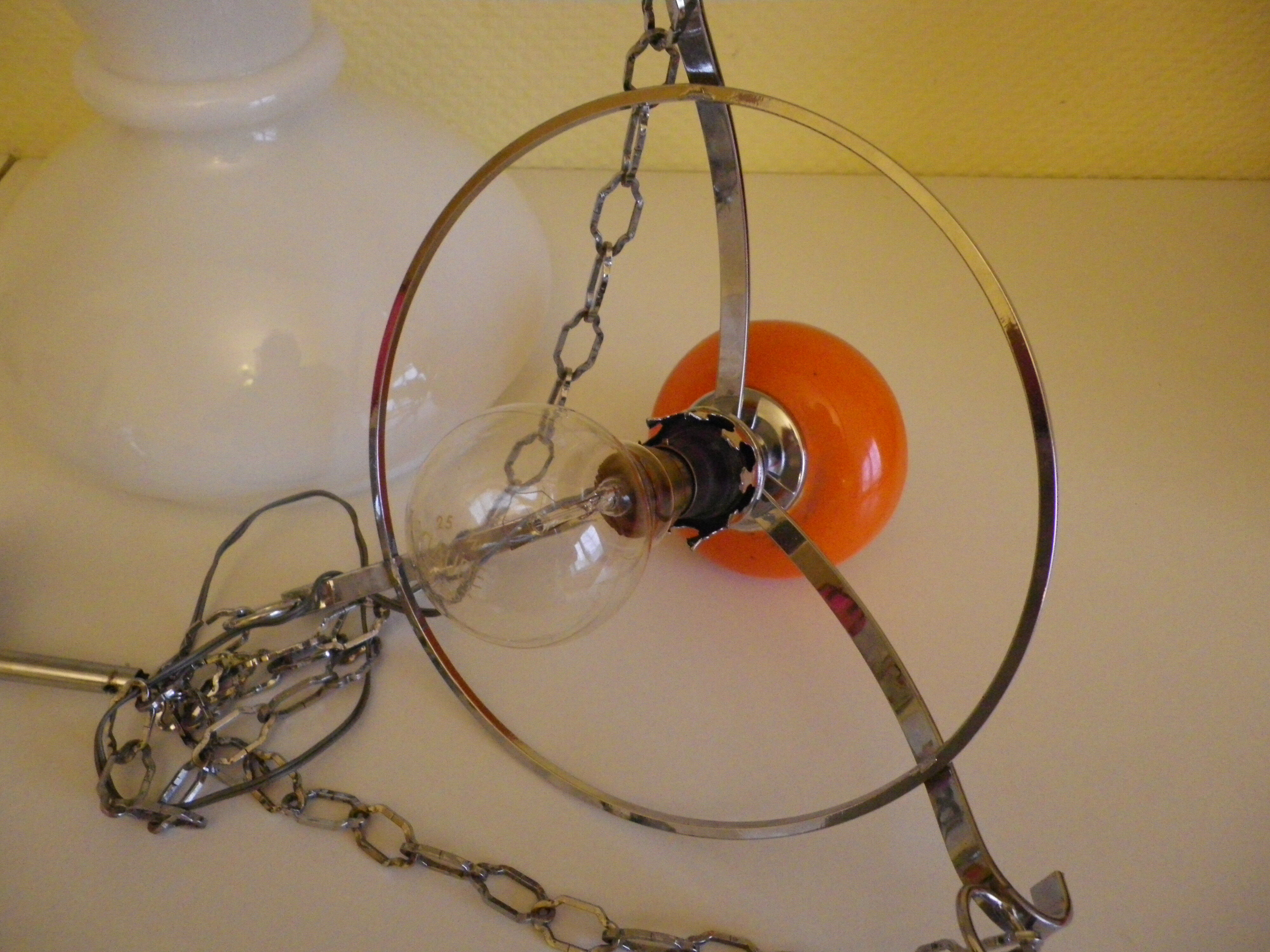 Vintage hanging from the 70s with chrome frame and enamelled orange ball finish