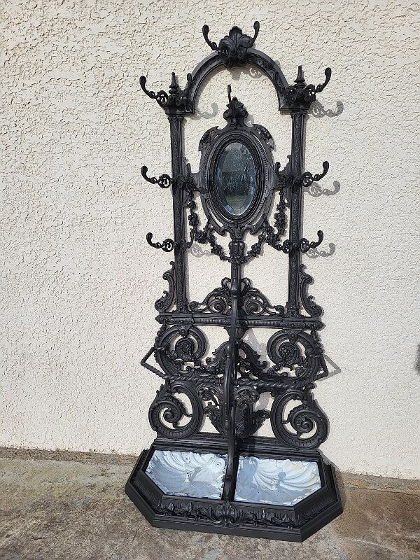 Cast iron coat rack n26 corneau Alfred in Charleville