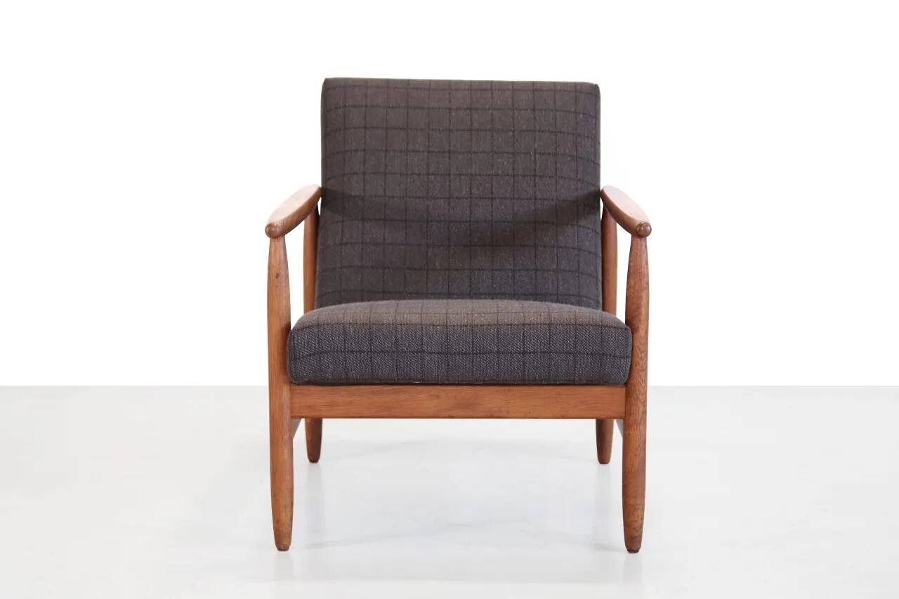Fauteuil en chêne par Ejvind Johansson pour FDB Mobler, la chaise J65.