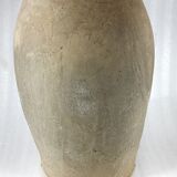 Old terracotta pot / grey jar