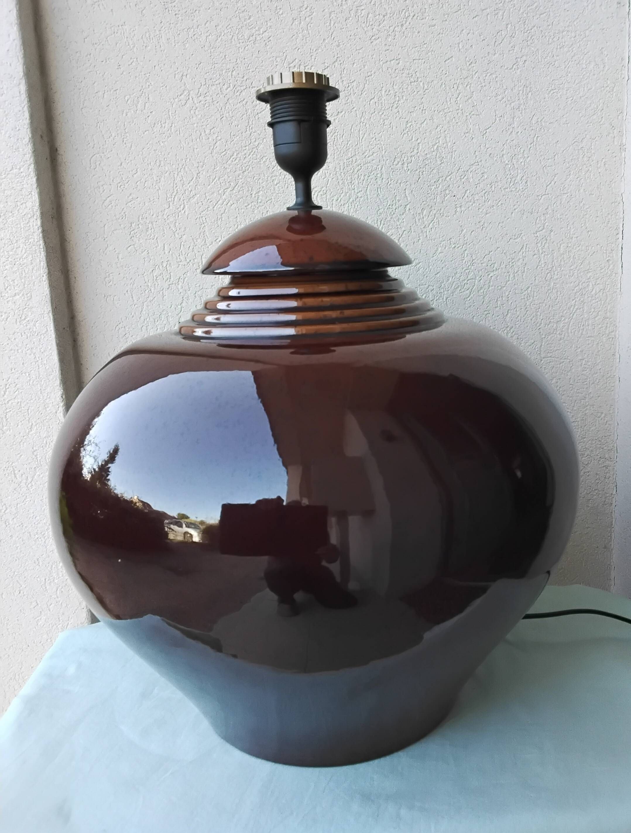 Ceramic lamp base