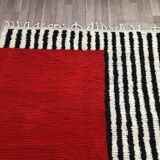 Handmade pure wool rug, size 150/250 cm.