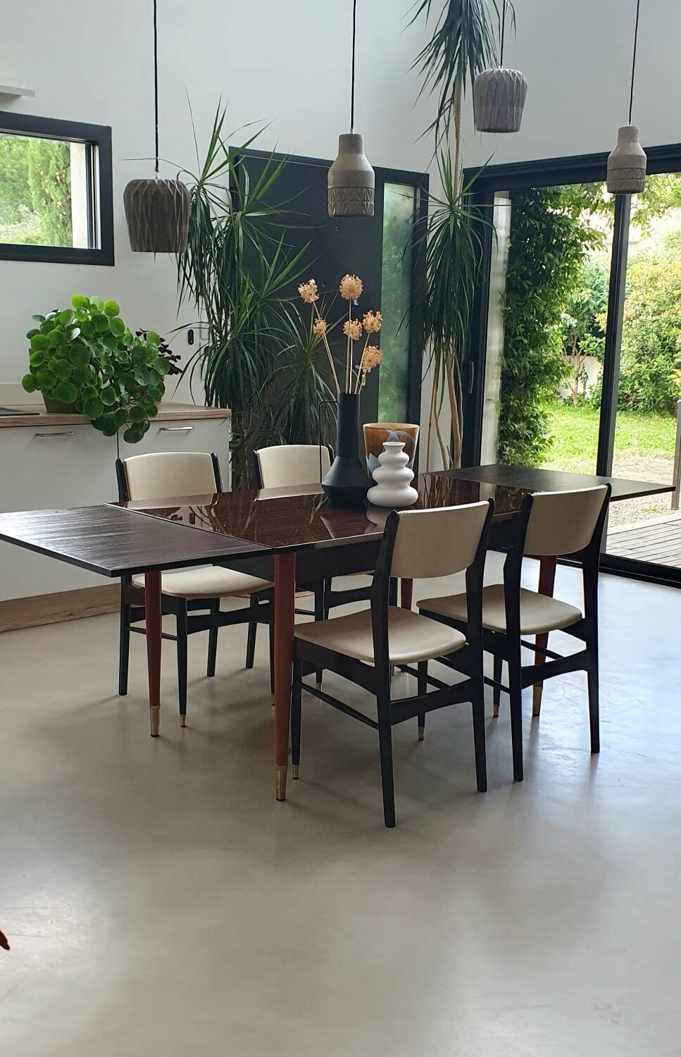 Vintage dining room