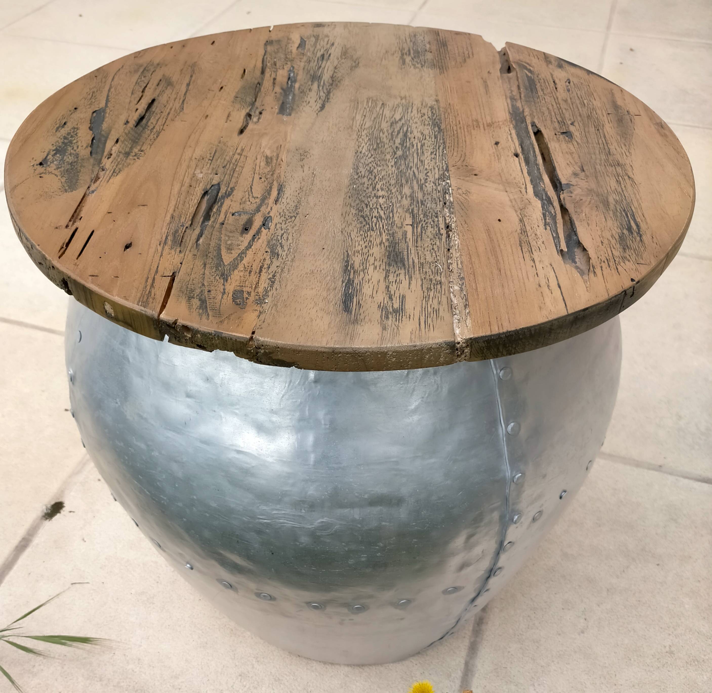 Table basse en métal