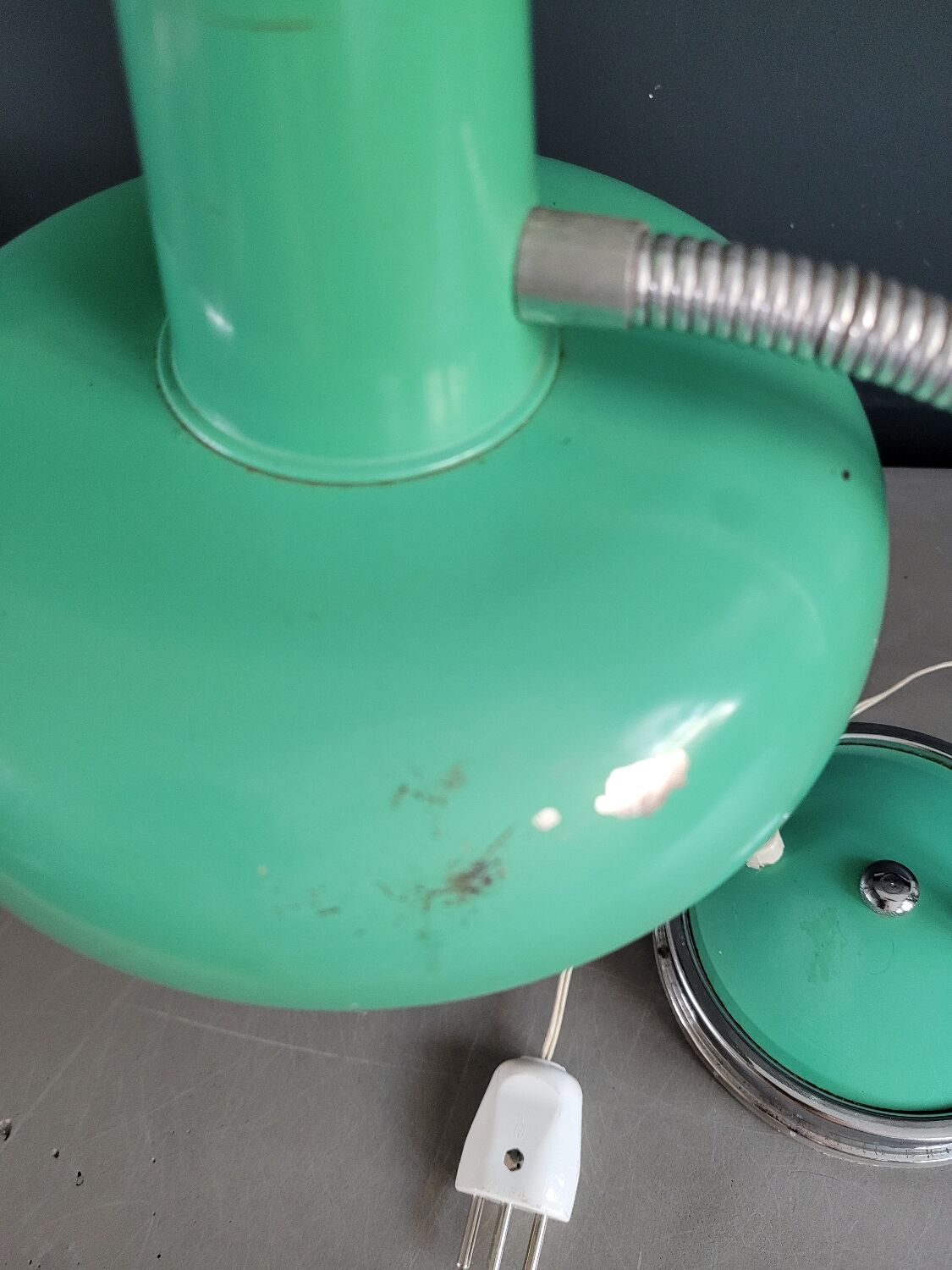 Vintage adjustable desk lamp