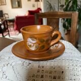 6 tasses et sous-tasses en grès fleuri Saint-Amand.