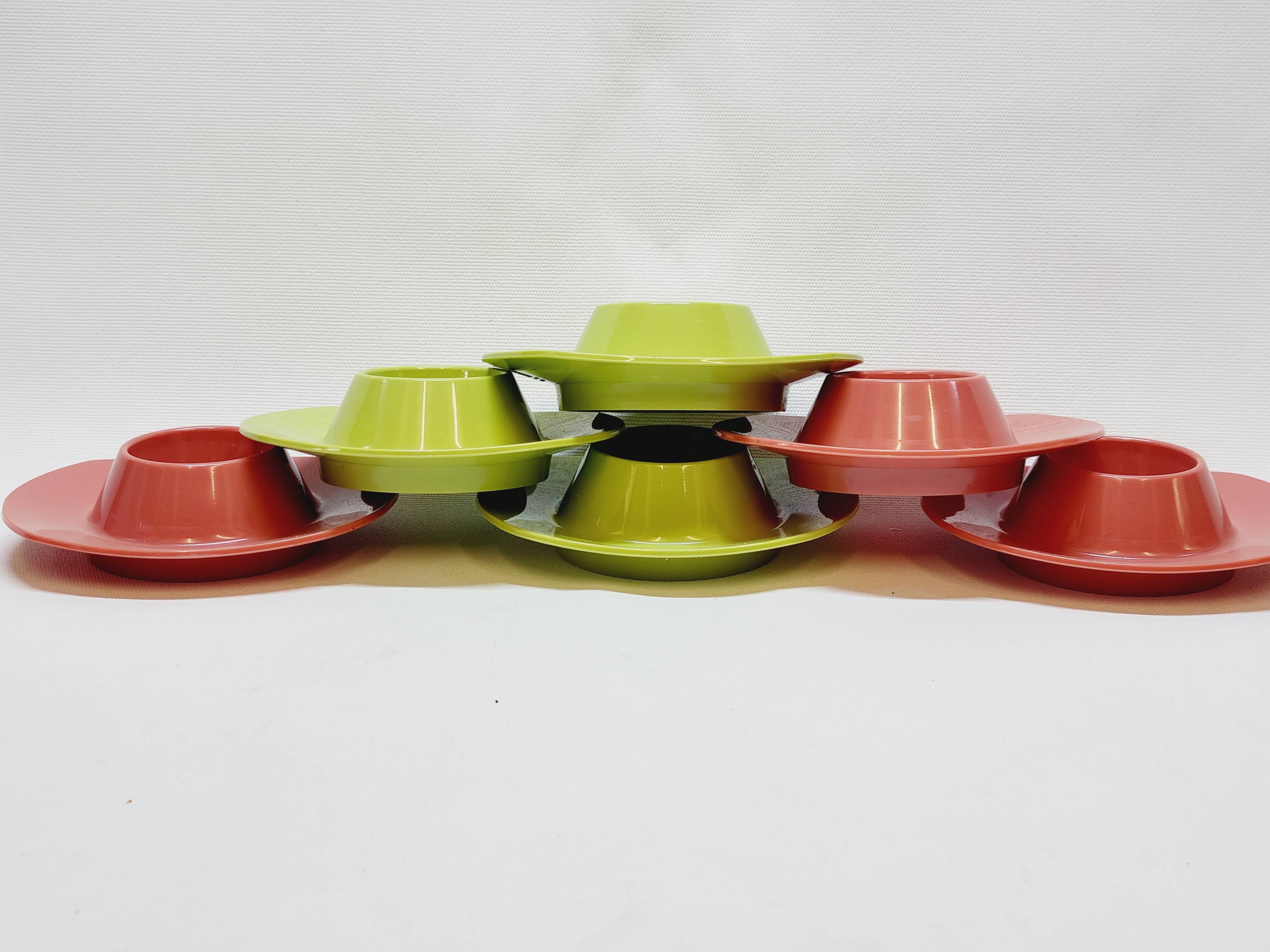 6 vintage plastic egg cups 1960s Schumm Plastic Style new in box