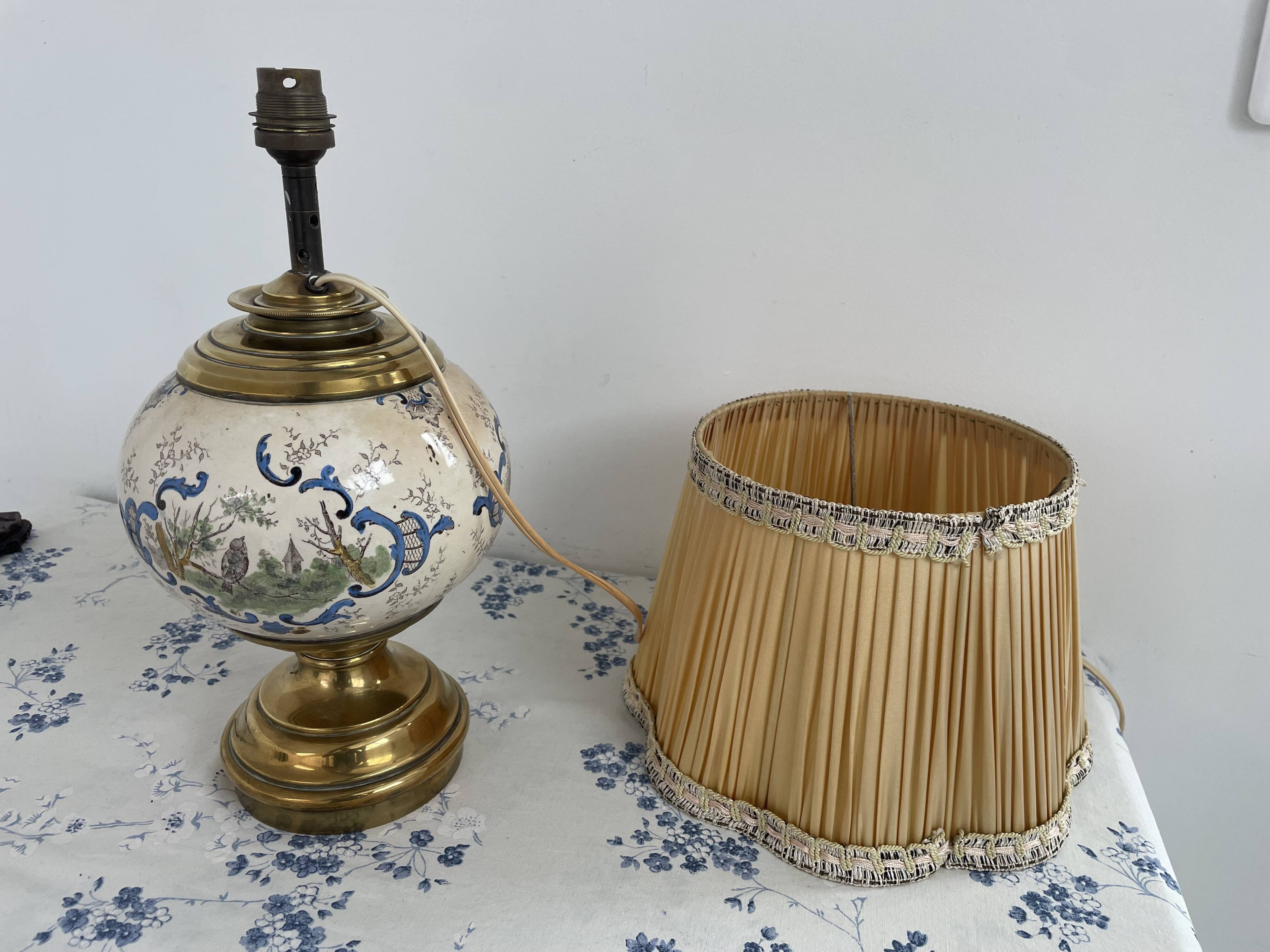 Antique lamp on earthenware vase attributed to Lunéville, monogram LN