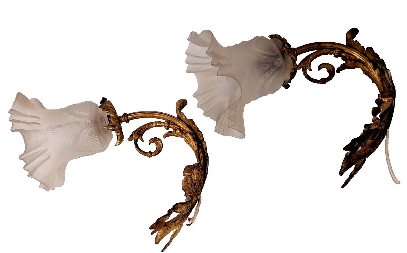 Louis xv style wall lights in bronze (pair)